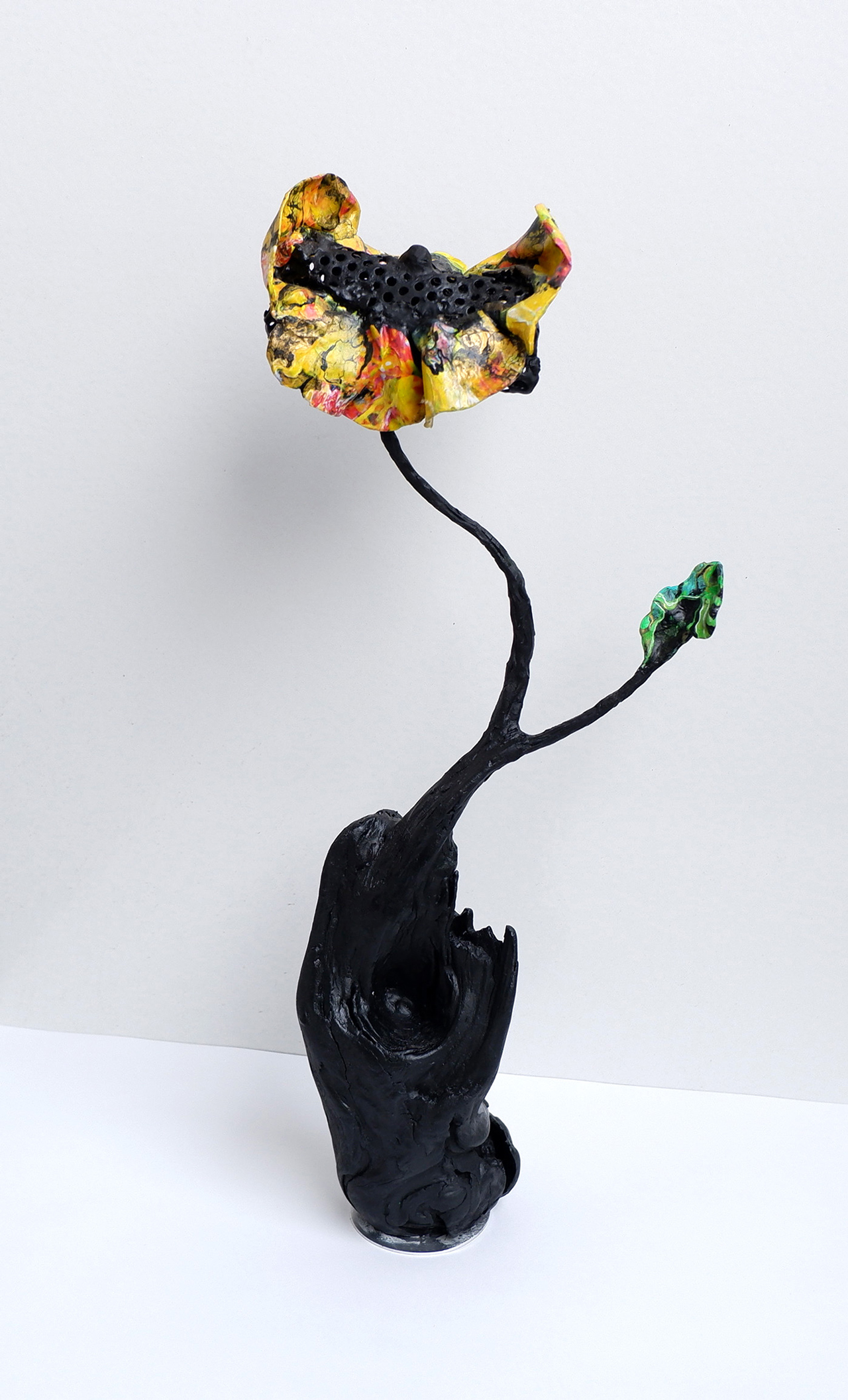 ひまわり - 流木、石粉粘土、ワイヤー、アクリル絵具、顔料 by ◯hiromi | aL【アエル】