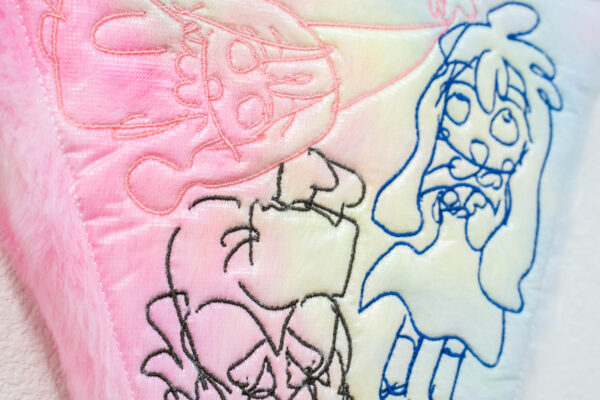もこもこのファーを用いたドローイング刺繍 （Add9コラボ）｜中風 森滋